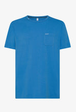 Carica l&#39;immagine nel visualizzatore di Gallery, T-shirt mezza manica con taschino
