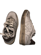 Carica l&#39;immagine nel visualizzatore di Gallery, Sneakers padel in pelle bianca e dettagli leopardati con effetto &quot;used&quot;
