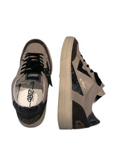 Carica l&#39;immagine nel visualizzatore di Gallery, Sneakers donna modello KYLE
