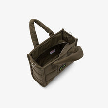 Carica l&#39;immagine nel visualizzatore di Gallery, Shopping bag midi Cali in nylon trapuntato
