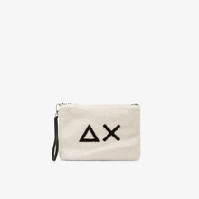 Carica l&#39;immagine nel visualizzatore di Gallery, Pochette in teddy
